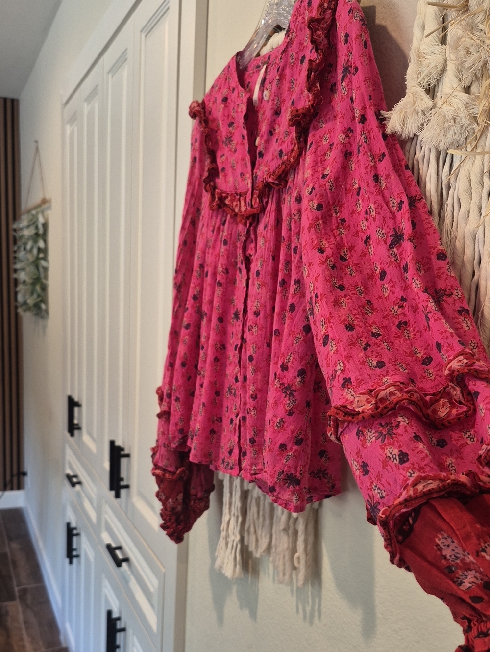 Free People Pink & Red Ruffle Detail Floral Long Sleeve Bohemian Top, XS - Picture 4 of 10